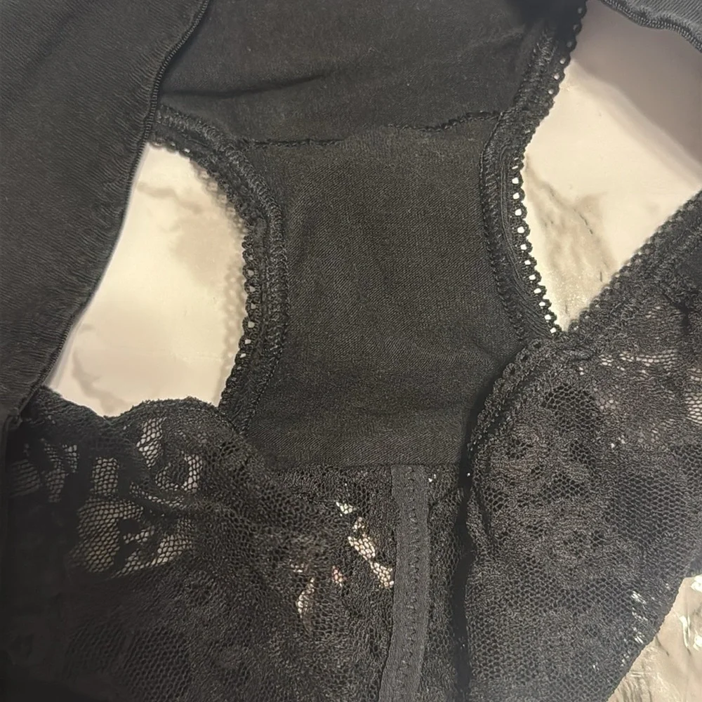 Victoria’s Secret Y2K Black Lace Trim Panties with Pink Bow size small